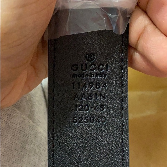 Black Gucci belt - Picture 4 of 5